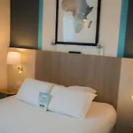 Kyriad Hotel 2*