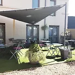 Hotel Kyriad 2*