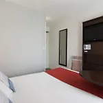 Hotel Kyriad 2*