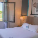 Kyriad Hotel 2*