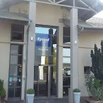 Kyriad Hotel 2*