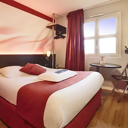 Kyriad Hotel 2*