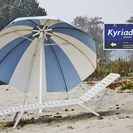 Hotel Kyriad 2*