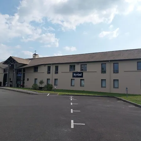 Hotel Kyriad 2*