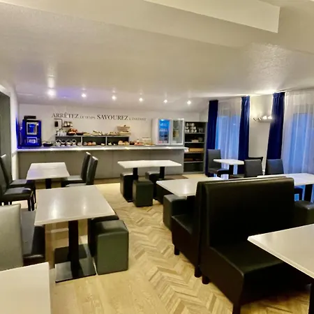 Kyriad Hotel