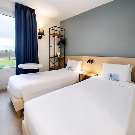Hotel Kyriad 2*