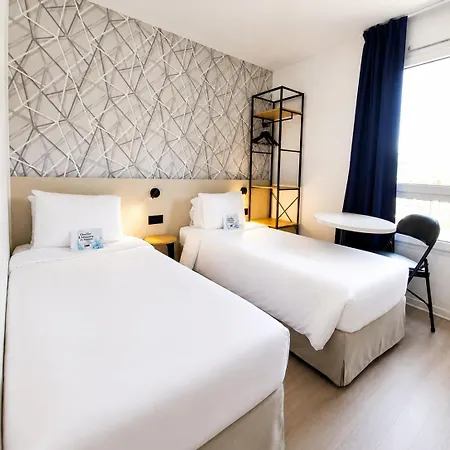 Kyriad Hotel La Flèche