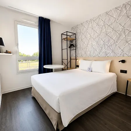 Kyriad Hotel La Flèche