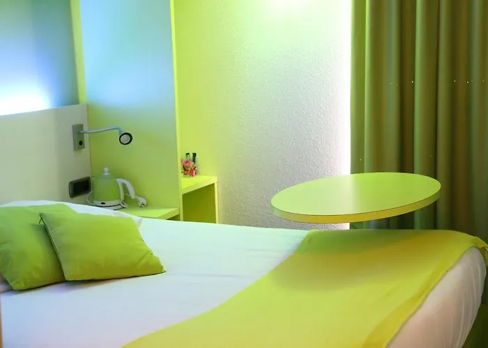 Kyriad 2* La Flèche