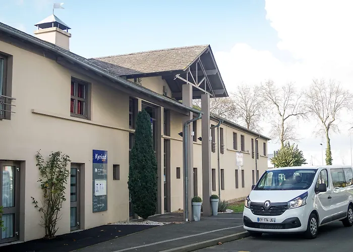 Hotel Kyriad 2*