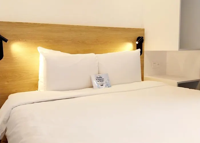 Kyriad Ξενοδοχείο La Flèche