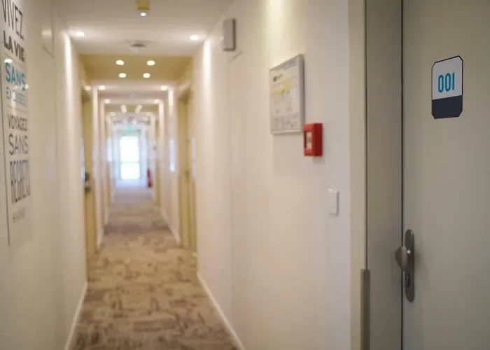 Kyriad 2* La Flèche